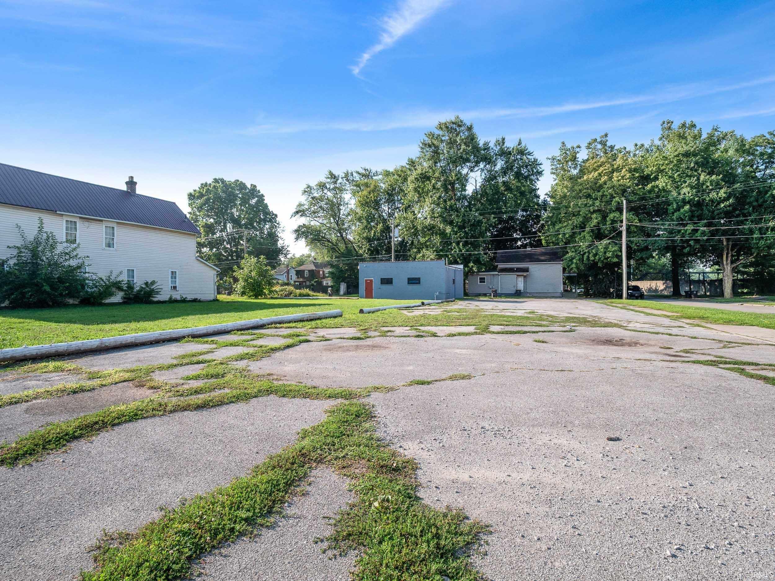 1327 West Main Street Fort Wayne, IN 46808 - Photo 13 of 16