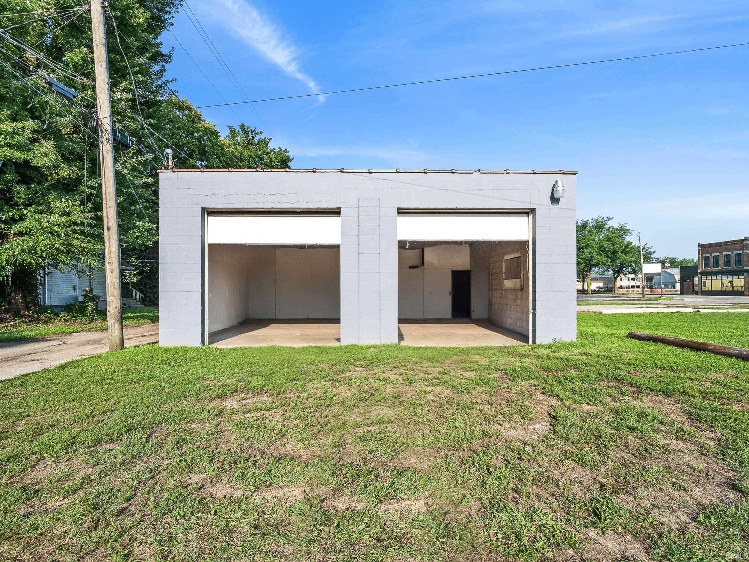 1327 West Main Street Fort Wayne, IN 46808 - Photo 7 of 16