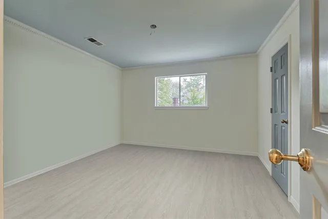 $1,075,000 | 6 Meadow Cove Drive, The Woodlands, TX 77381