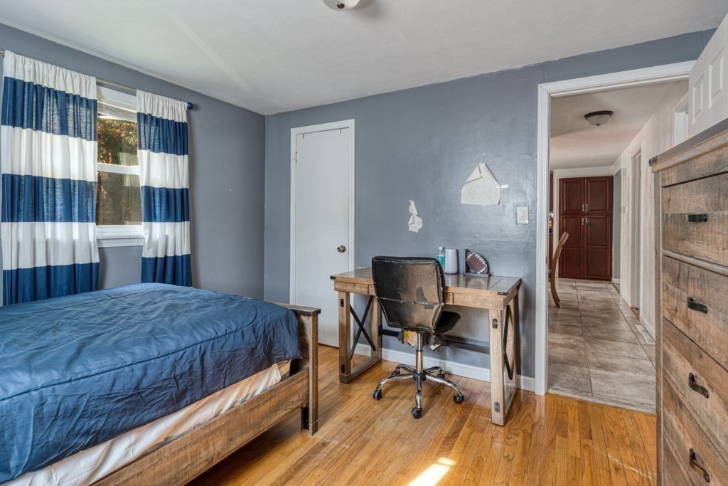 22 Pecousic Street Springfield, MA 01108 - Photo 15 of 18