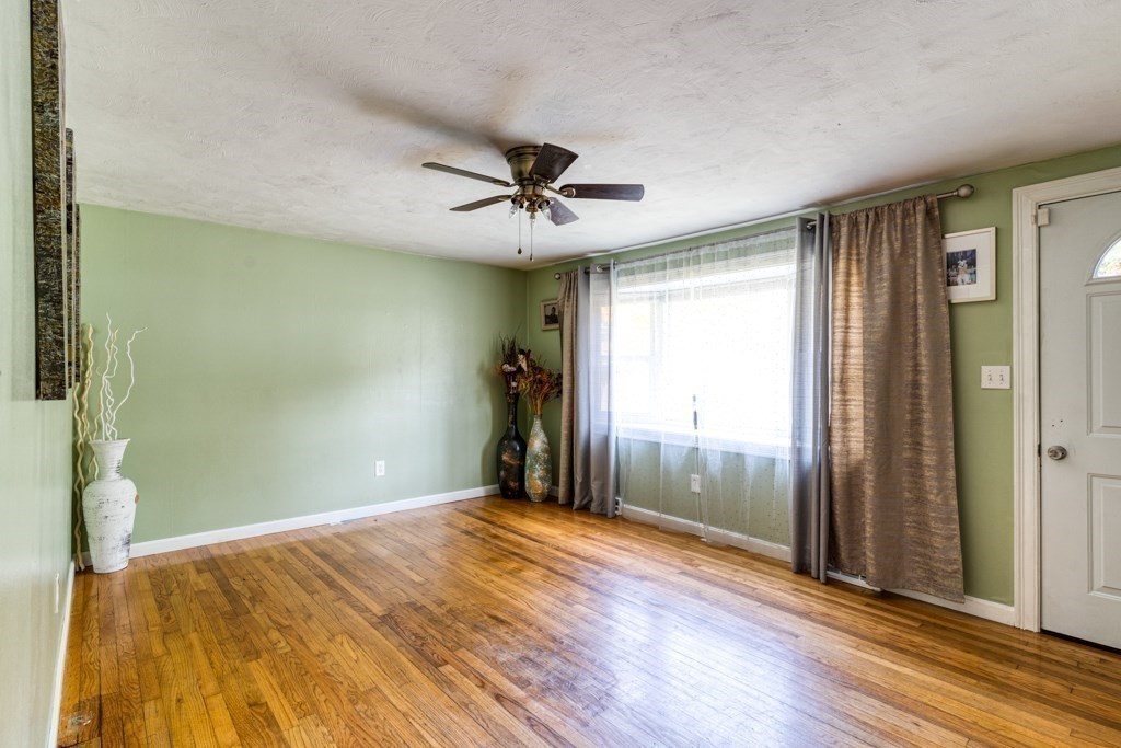 22 Pecousic Street Springfield, MA 01108 - Photo 8 of 18
