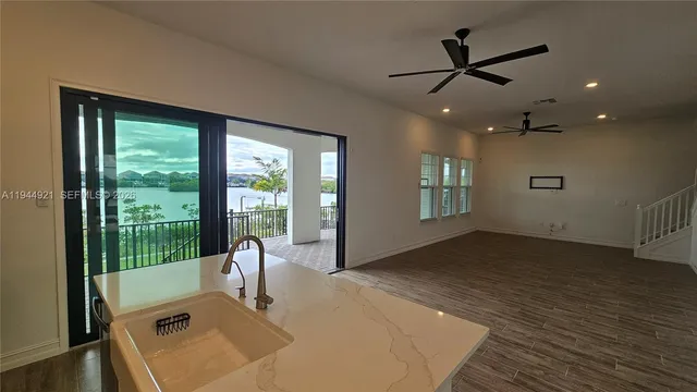 $4,500 | 1112 Seagrape Drive, Ruskin, FL 33570