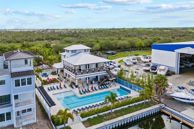 $4,500 | 1112 Seagrape Drive, Ruskin, FL 33570