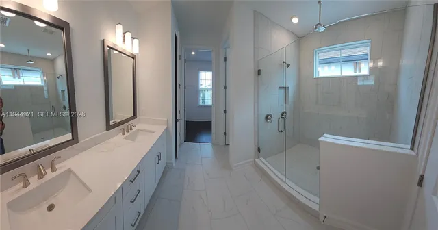 $4,500 | 1112 Seagrape Drive, Ruskin, FL 33570