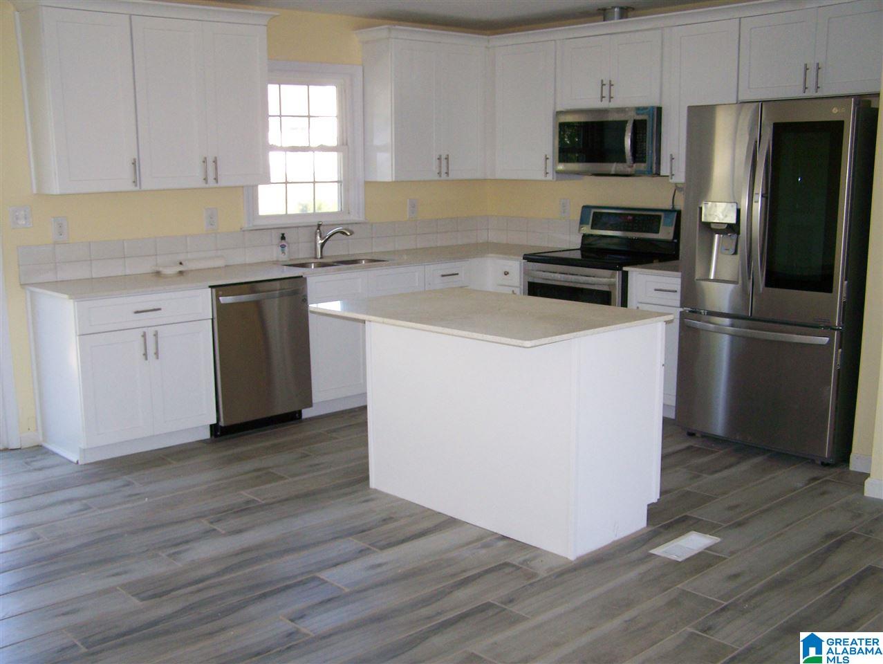 3929 Bramble Road Anniston, AL 36207 - Photo 2 of 41