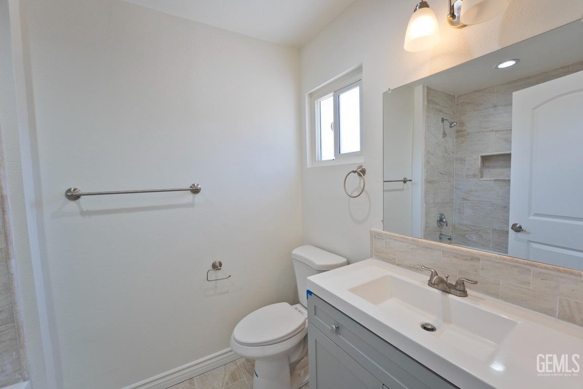 Undisclosed Address Bakersfield, CA 93306 - Photo 9 of 22