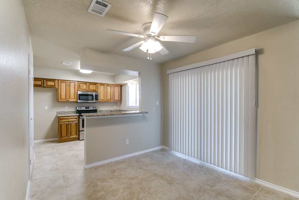 18822 Twigsworth Lane Humble, TX 77346 - Photo 10 of 15