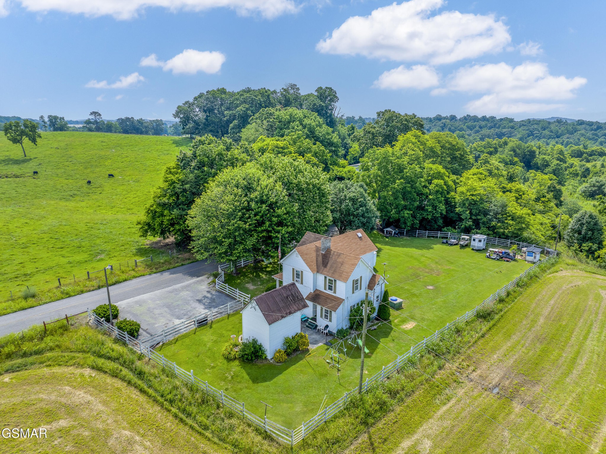 871 Hinkle Road Dandridge, TN 37725 - Photo 40 of 50 Gallery Image 40