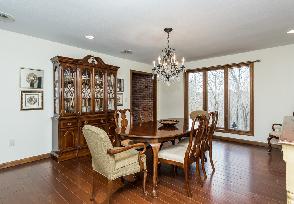 53 Bretton Road West Springfield, MA 01089 - Photo 9 of 30 Gallery Image 9