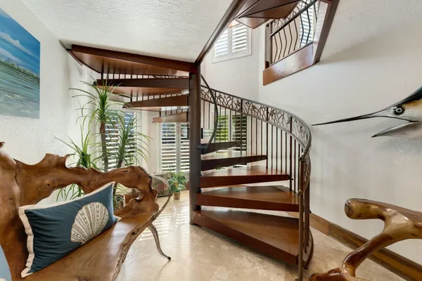 $3,600,000 | 141 Canal Street, Tavernier, FL 33070