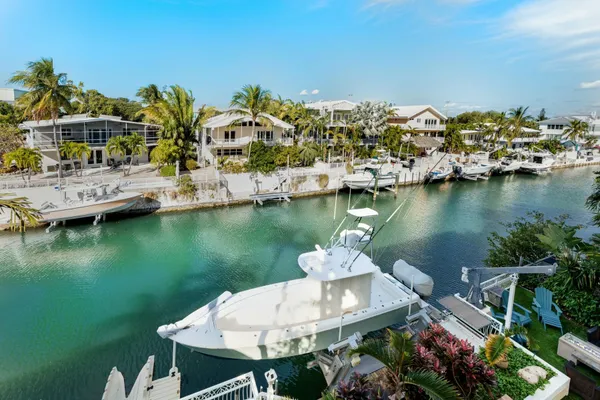 $3,600,000 | 141 Canal Street, Tavernier, FL 33070