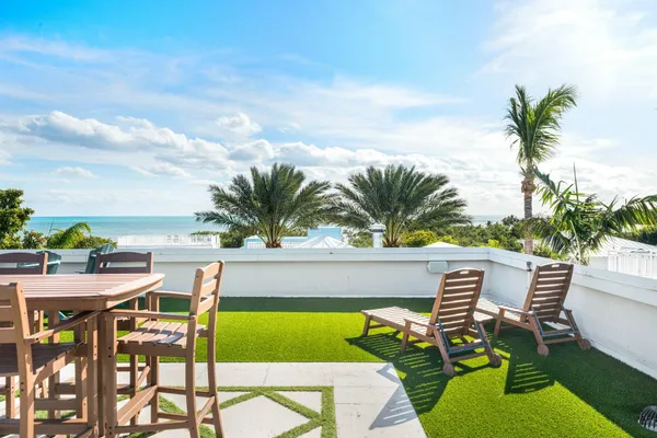 $3,600,000 | 141 Canal Street, Tavernier, FL 33070