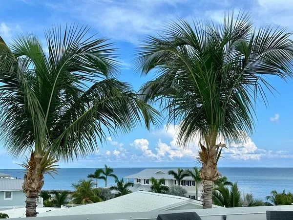 $3,600,000 | 141 Canal Street, Tavernier, FL 33070