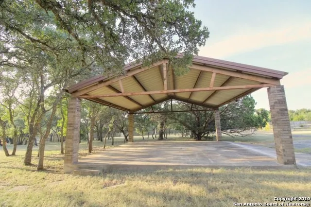 $3,950 | 8430 Dietz Elkhorn Road, Boerne, TX 78015