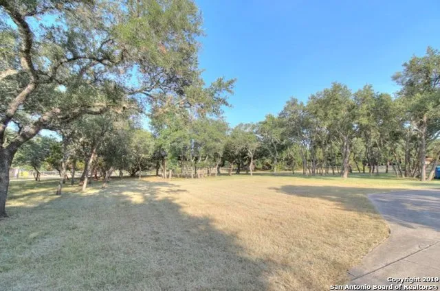 $3,950 | 8430 Dietz Elkhorn Road, Boerne, TX 78015
