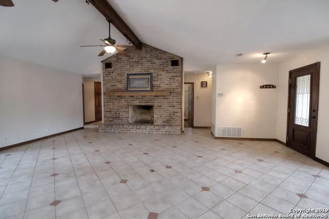 $3,950 | 8430 Dietz Elkhorn Road, Boerne, TX 78015