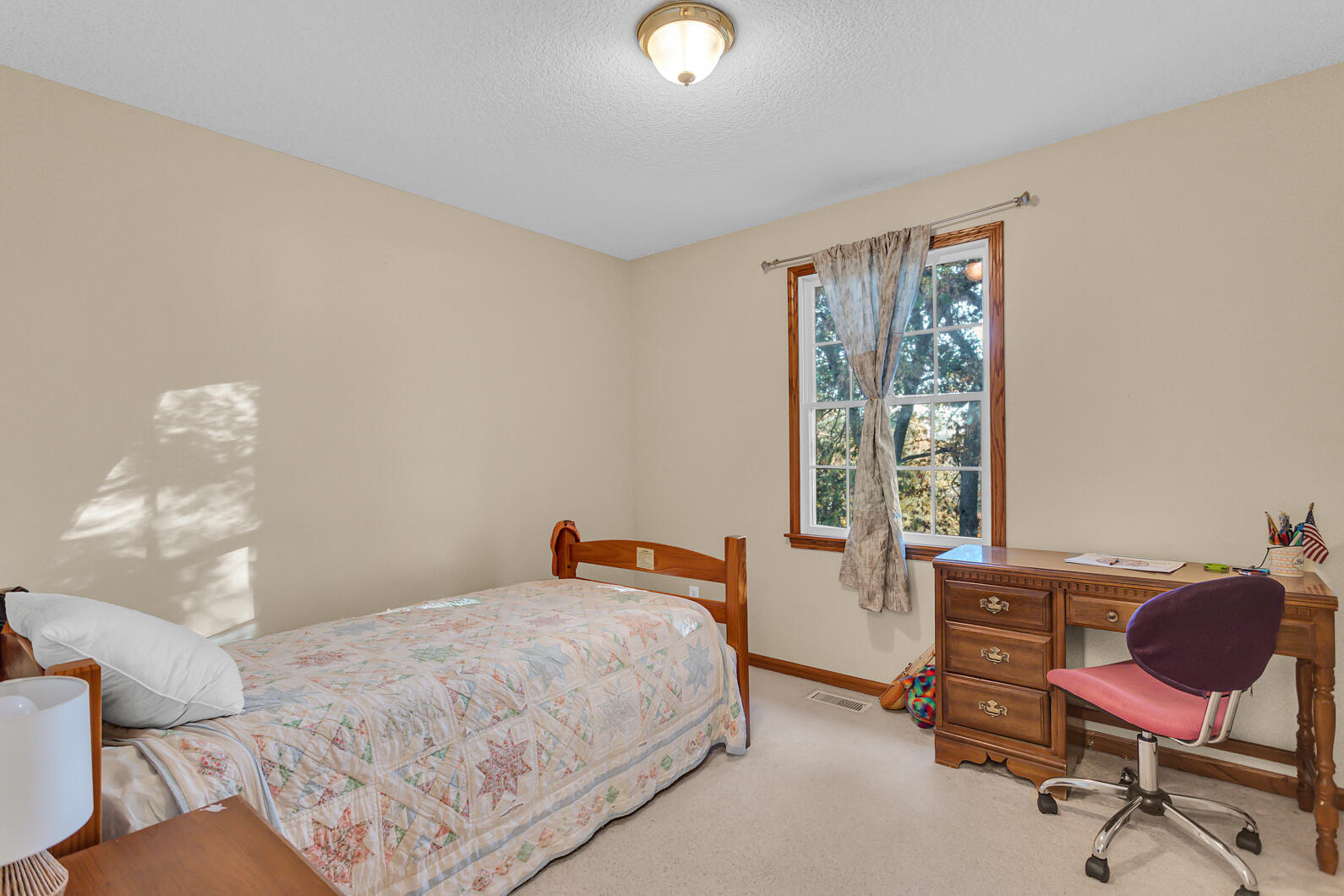 4223 Aspen Way Jackson, MI 49201 - Photo 19 of 28 Bedroom