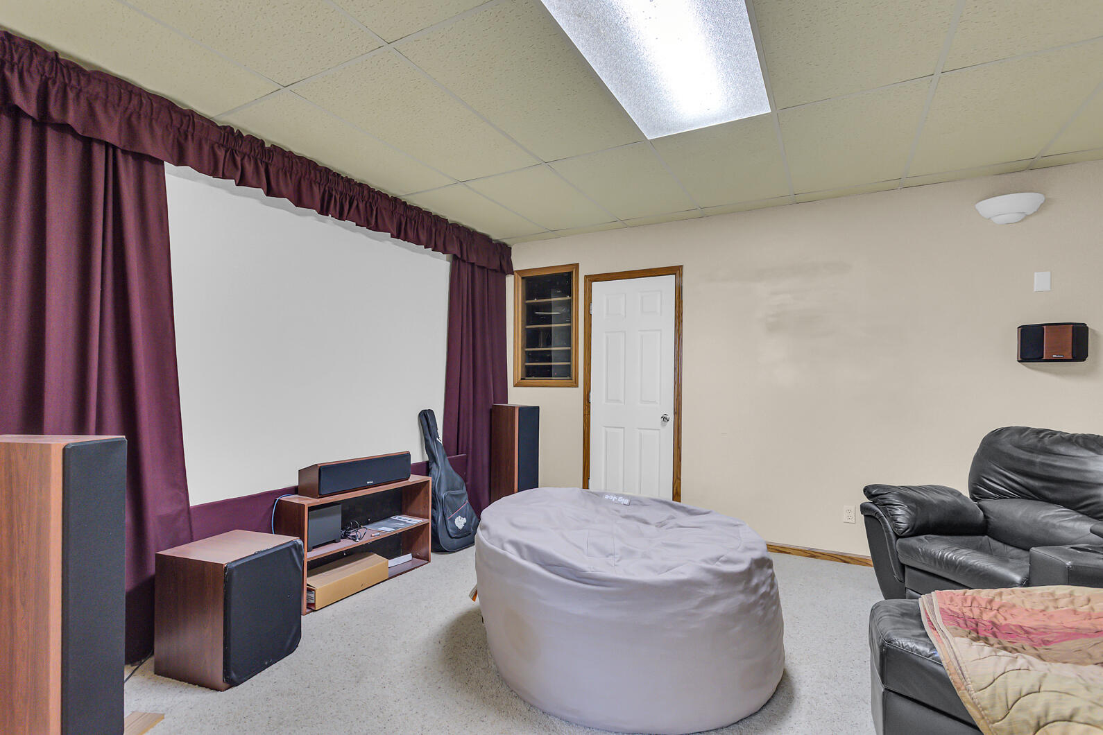 4223 Aspen Way Jackson, MI 49201 - Photo 23 of 28 Screening Room