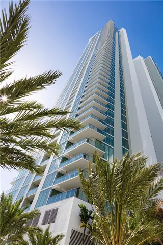 $6,250 | 2900 Northeast 7th Avenue, Unit 4104, Miami, FL 33137
