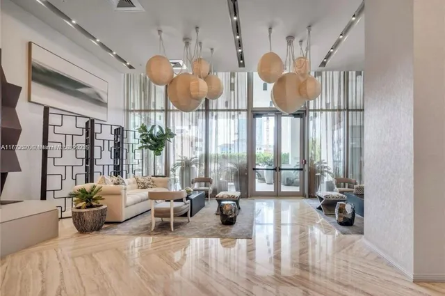 $6,250 | 2900 Northeast 7th Avenue, Unit 4104, Miami, FL 33137