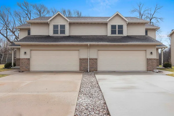 $549,900 | 571 South 9th Street, De Pere, WI 54115