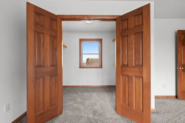 $549,900 | 571 South 9th Street, De Pere, WI 54115