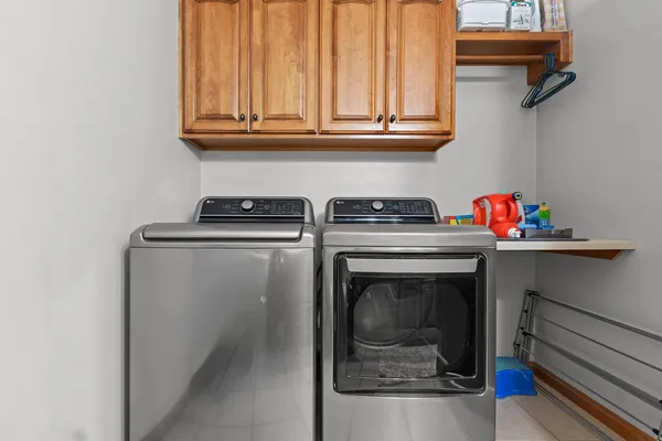 $549,900 | 571 South 9th Street, De Pere, WI 54115