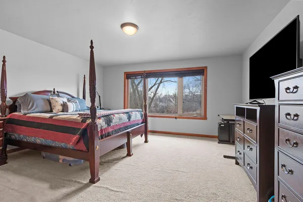 $549,900 | 571 South 9th Street, De Pere, WI 54115