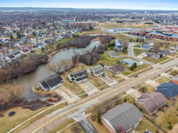 $549,900 | 571 South 9th Street, De Pere, WI 54115