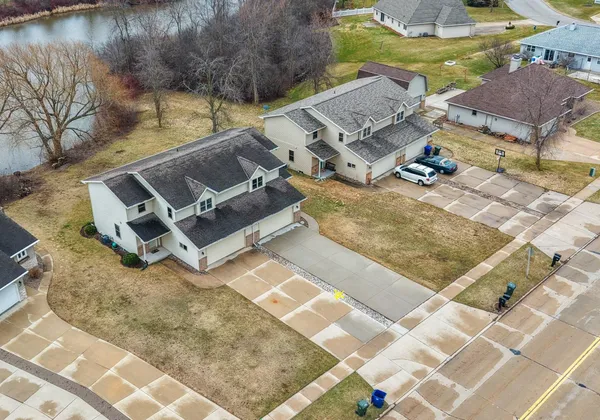 $549,900 | 571 South 9th Street, De Pere, WI 54115