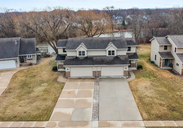 $549,900 | 571 South 9th Street, De Pere, WI 54115