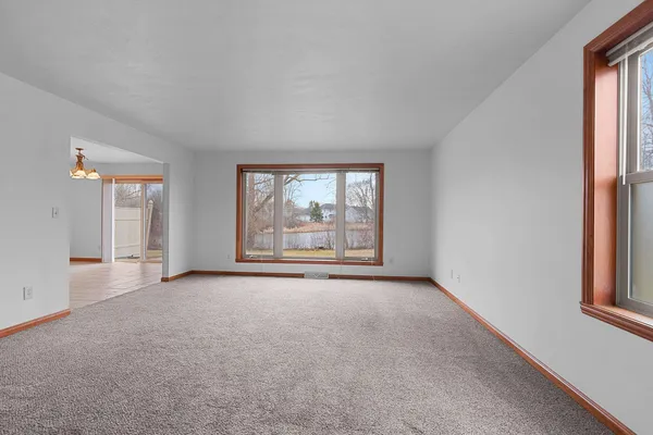 $549,900 | 571 South 9th Street, De Pere, WI 54115