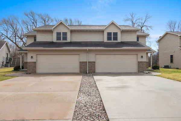 $549,900 | 571 South 9th Street, De Pere, WI 54115