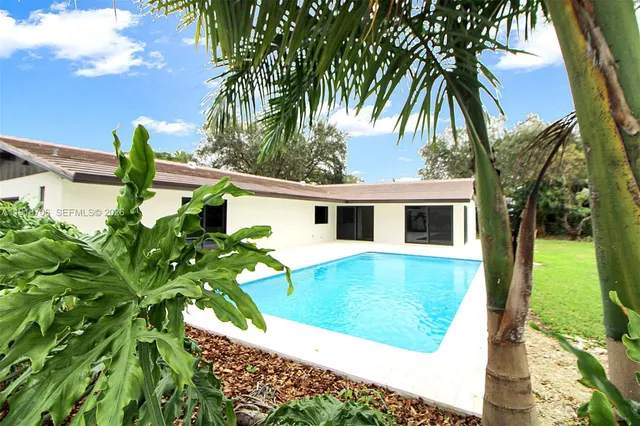 $1,380,000 | 9760 Southwest 119th Street, Miami, FL 33176