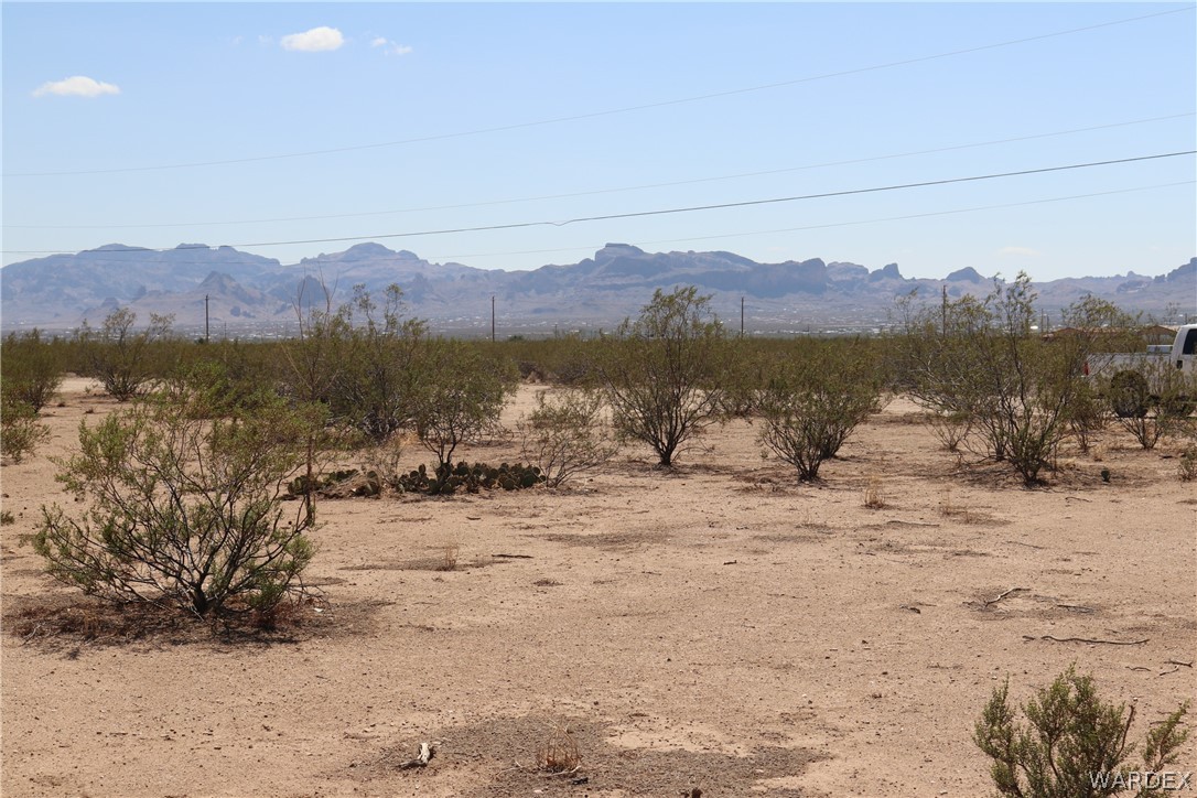 3592 Mormon Flat Road Golden Valley, AZ 86413 - Photo 6 of 18 Gallery Image 6