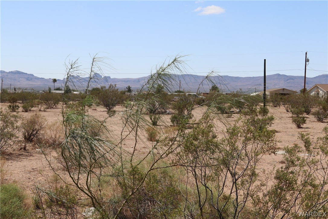 3592 Mormon Flat Road Golden Valley, AZ 86413 - Photo 7 of 18 Gallery Image 7