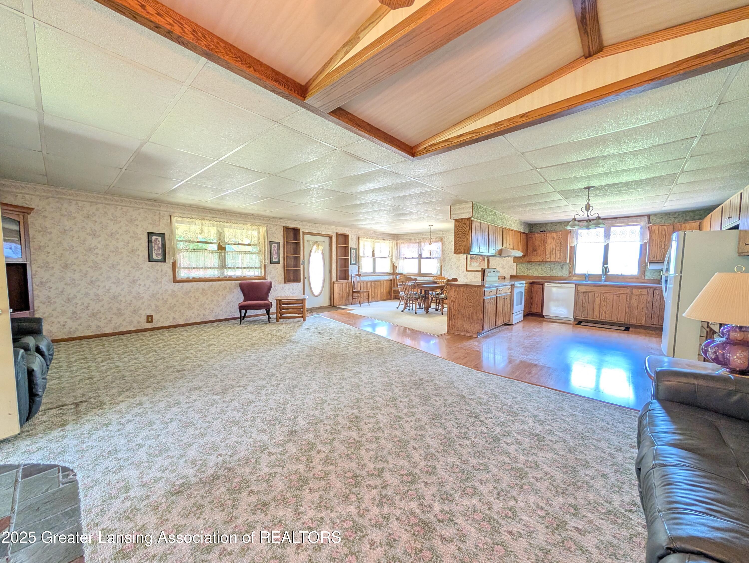4963 Portland Road Portland, MI 48875 - Photo 11 of 58 PXL_20250614_164147672