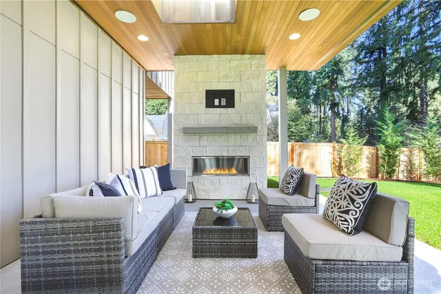 $6,250,000 | 2202 102nd Place Southeast, Bellevue, WA 98004