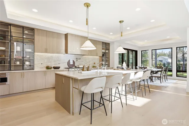 $6,250,000 | 2202 102nd Place Southeast, Bellevue, WA 98004