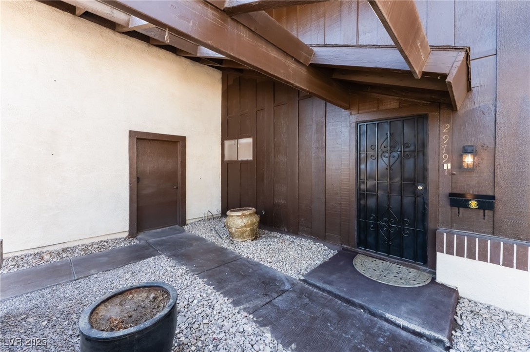 2979 South Mojave Road Las Vegas, NV 89121 - Photo 6 of 44 Gallery Image 6