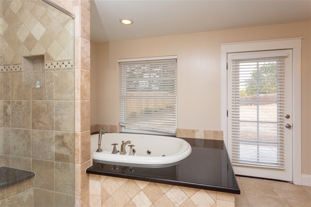 4622 Sheridan Road Oceanside, CA 92056 - Photo 14 of 25