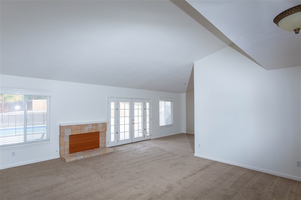 4622 Sheridan Road Oceanside, CA 92056 - Photo 8 of 25