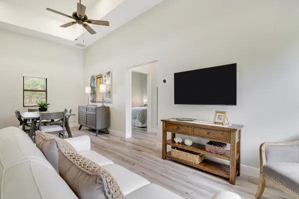 $4,000 | 10735 Lantana Road, Unit GH, Lake Worth, FL 33449