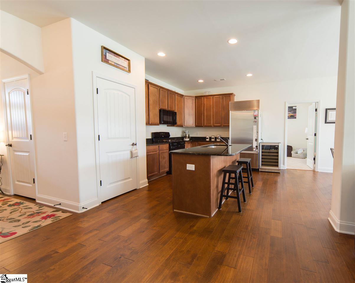 321 Stallion Road Greenville, SC 29617 - Photo 7 of 18 Gallery Image 7
