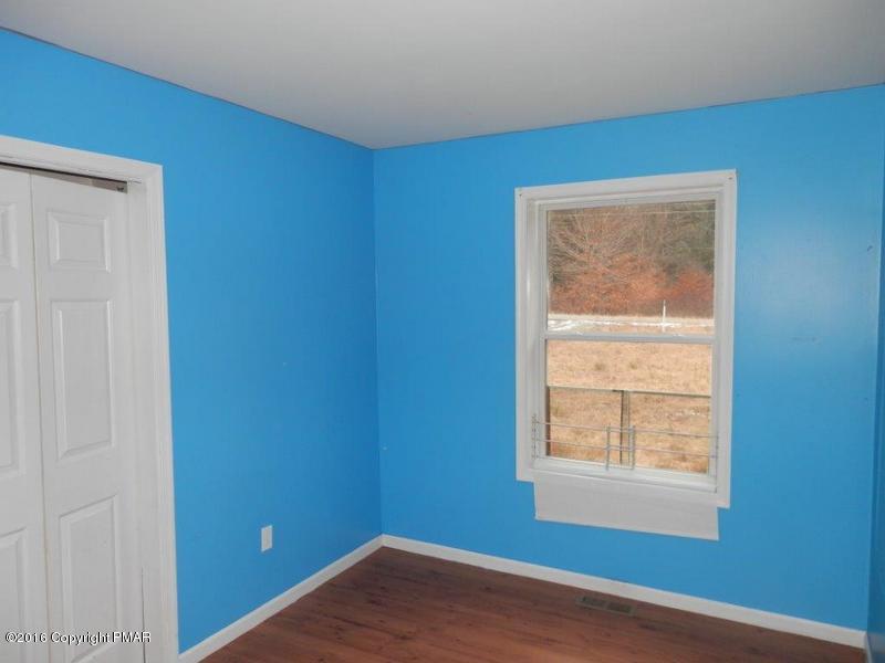 122 Deppners Road Blakeslee, PA 18610 - Photo 6 of 14 Bedroom 3