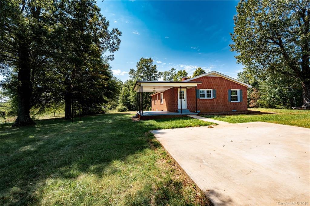 2705 Doc Pugh Road Connelly Springs, NC 28612 - Photo 9 of 40 Gallery Image 9