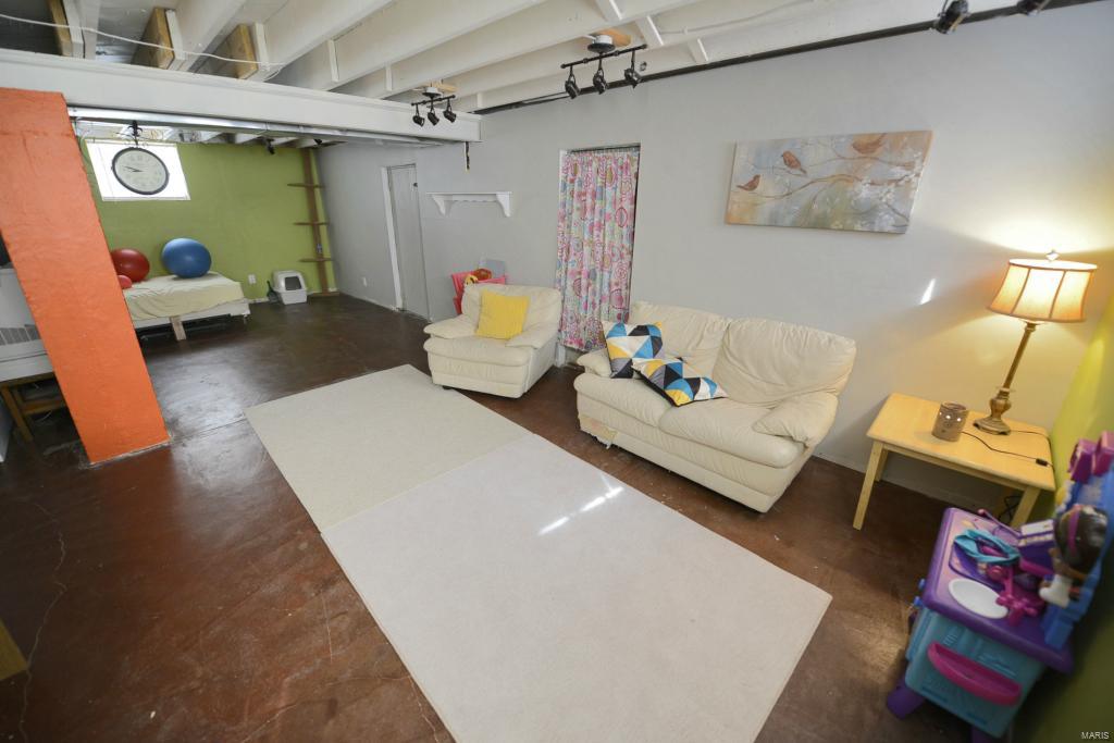 2305 Ashby Road St. Louis, MO 63114 - Photo 18 of 33 Gallery Image 18