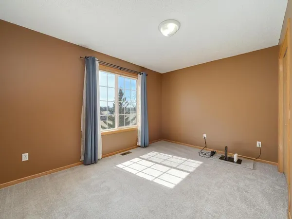 $279,900 | 5191 207th Street North, Forest Lake, MN 55025