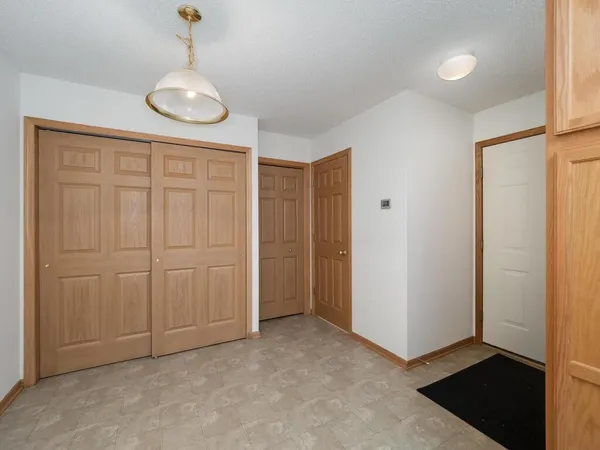 $279,900 | 5191 207th Street North, Forest Lake, MN 55025