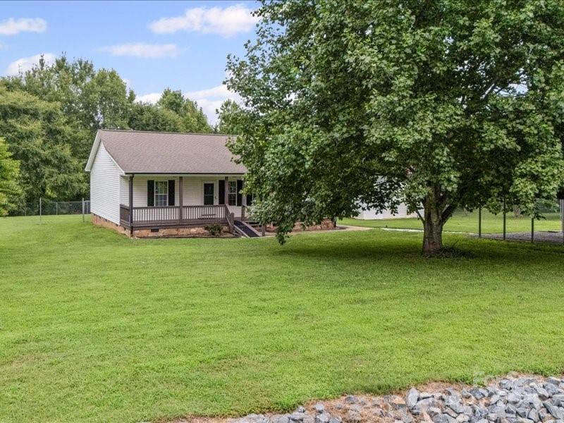 38009 Porter Road Albemarle, NC 28001 - Photo 3 of 41 Gallery Image 3